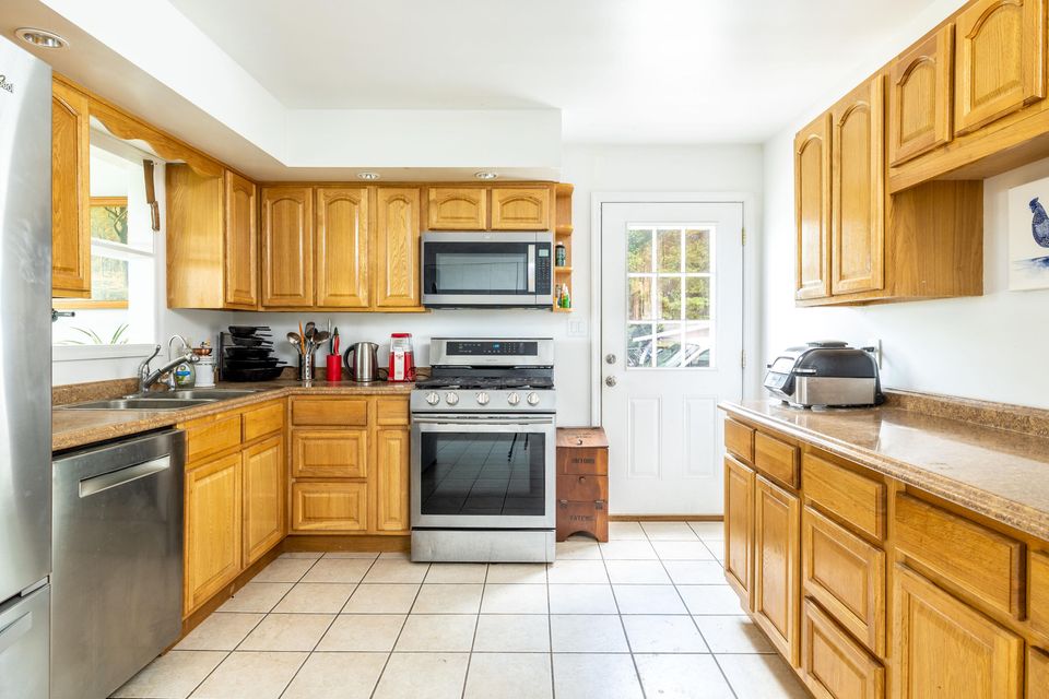 Photo #10: 1340 Ivy Hall Drive