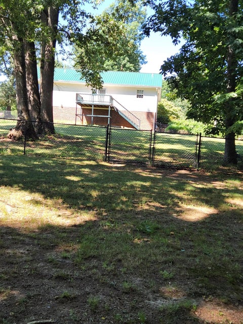 Photo #7: 200 Austin Drive
