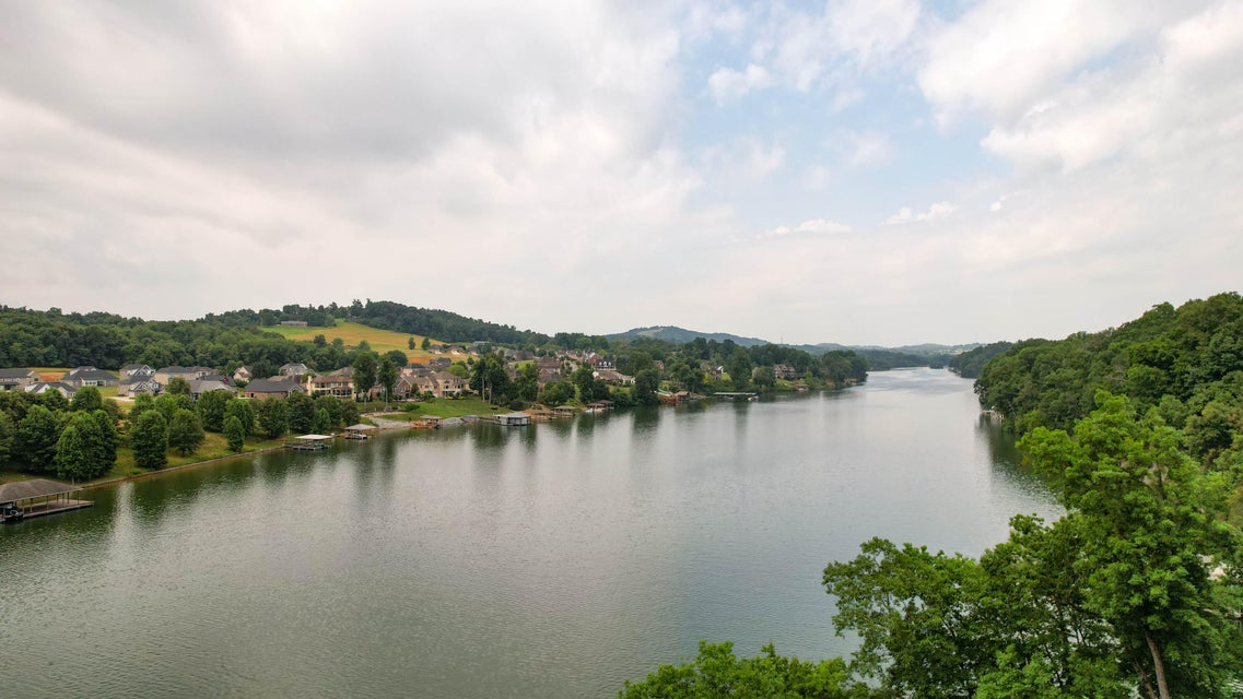 Photo #96: 689 Rangewood Road