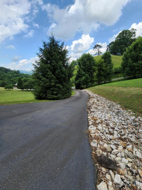 Photo #16: 438 Longview Drive