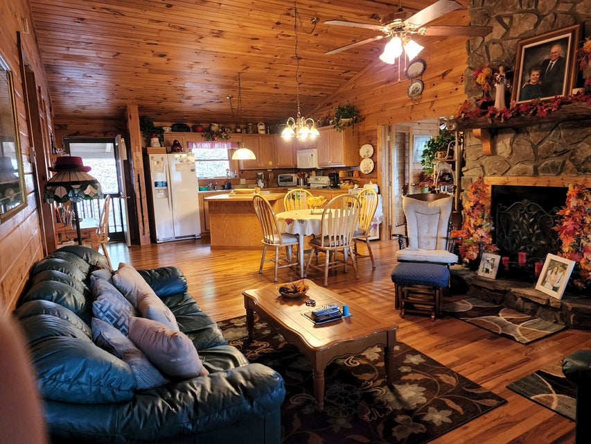 Photo #21: 438 Longview Drive