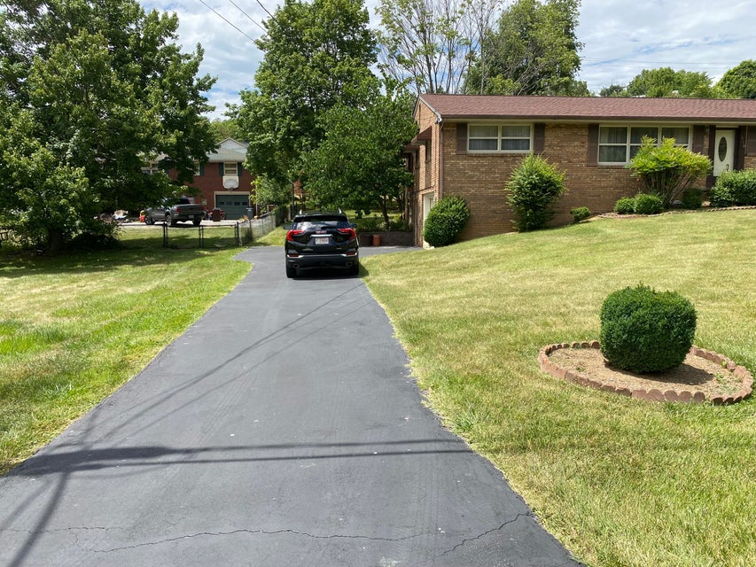 Photo #27: 1712 Green Valley Drive