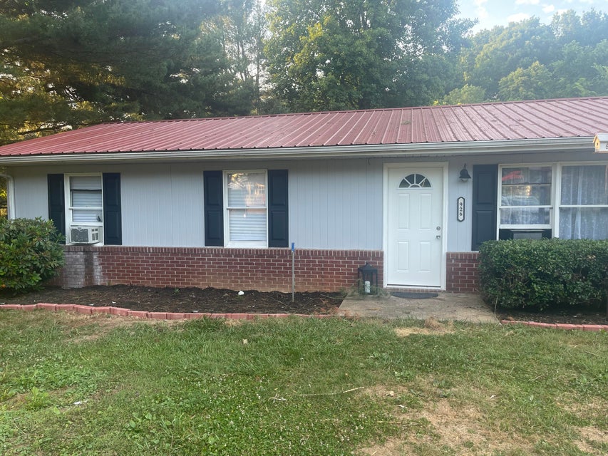 Photo #2: 926 Fleenor Town Road