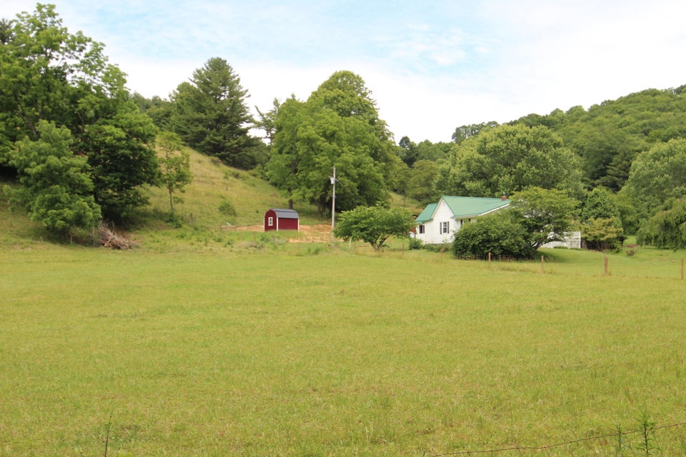 Photo #38: 1563 Stage Road