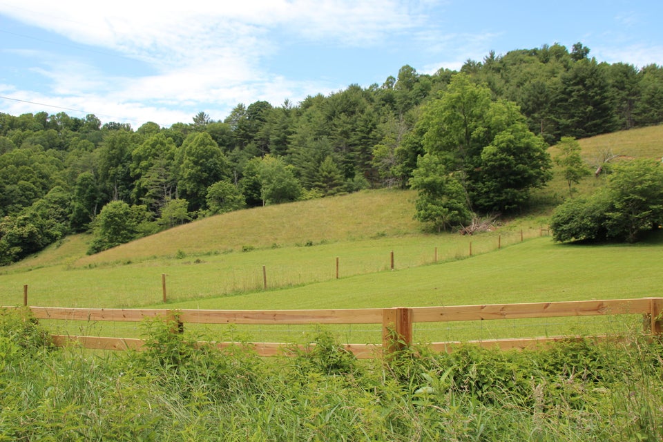 Photo #34: 1563 Stage Road