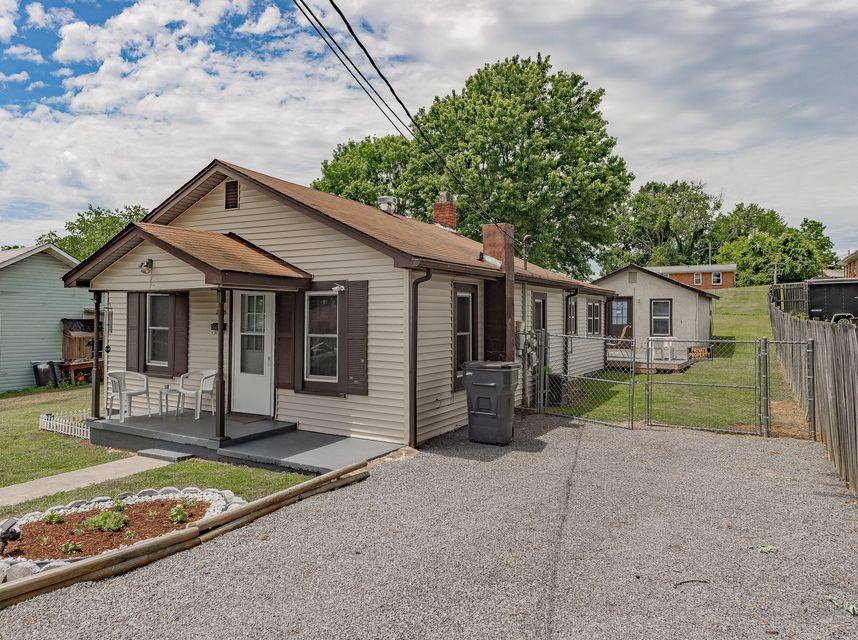 Photo #22: 205 Willow Street