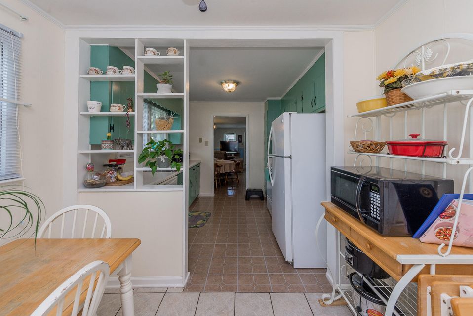 Photo #13: 205 Willow Street