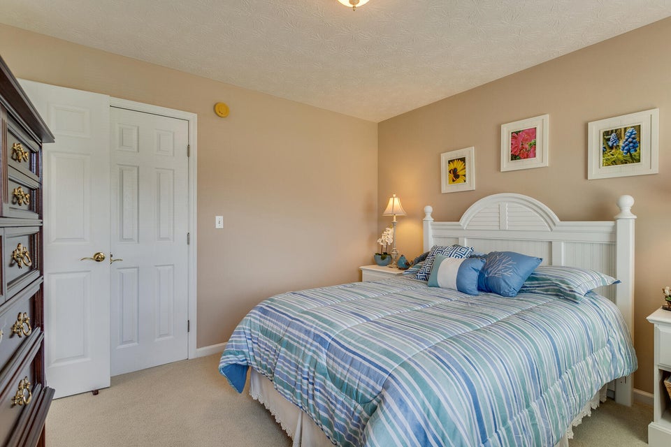 Photo #38: 17261 Crabtree Court