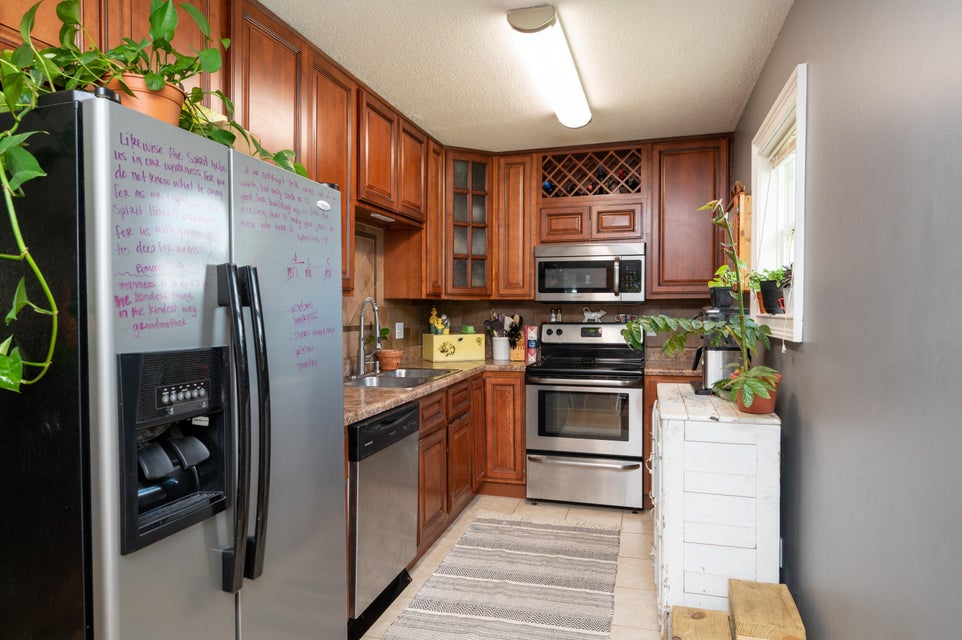 Photo #8: 142 Fairway Drive