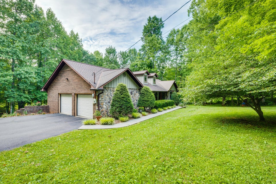 Photo #4: 111 Tall Pines Lane