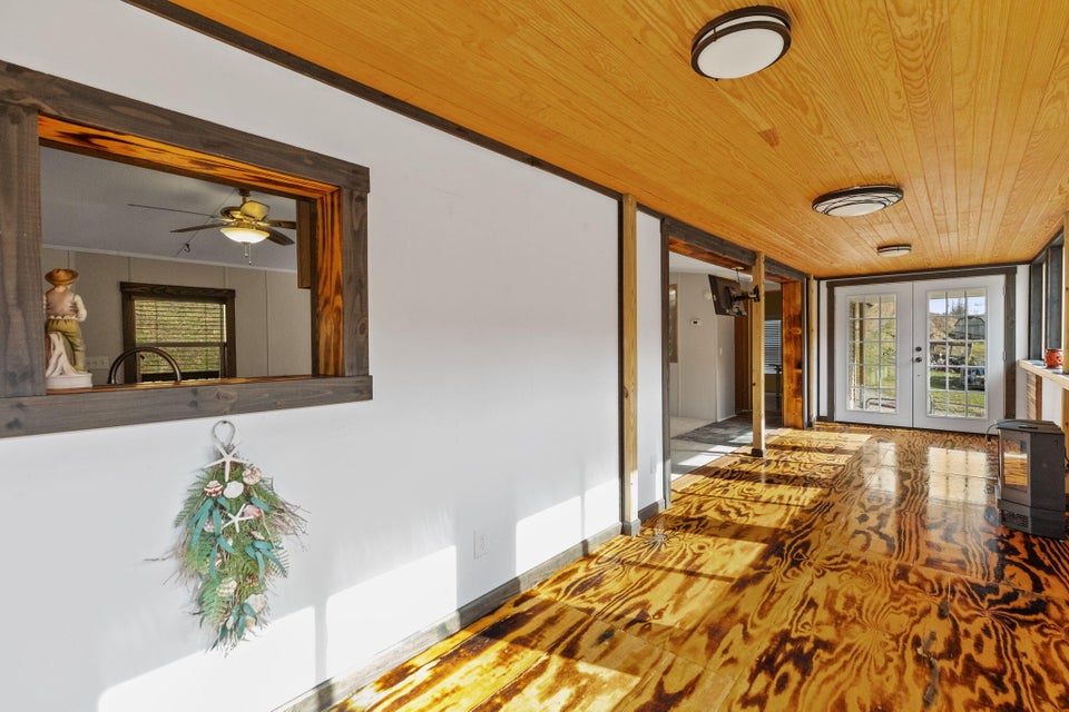 Photo #6: 844 Rector Laurel Road
