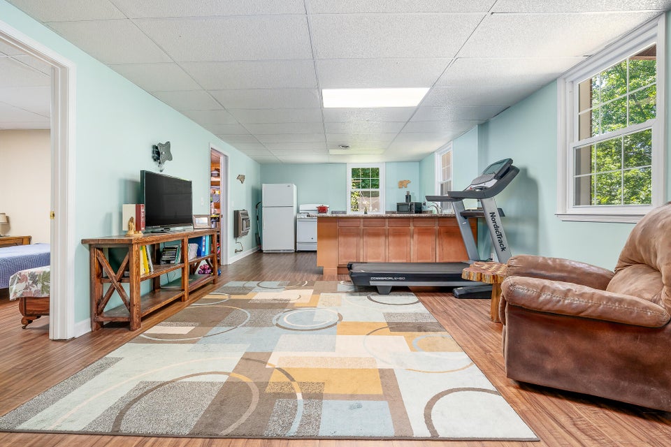 Photo #31: 3427 Linkwood Drive