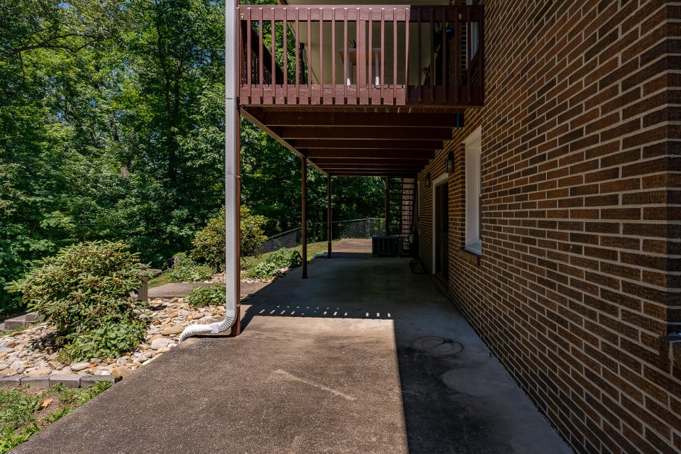 Photo #49: 3427 Linkwood Drive