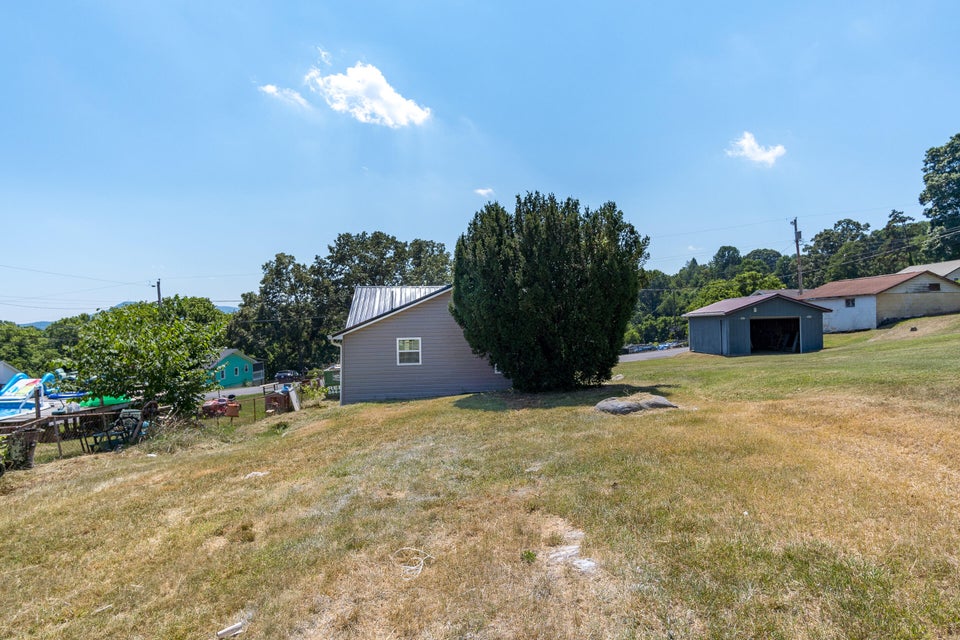 Photo #4: 507 Kincaid Street