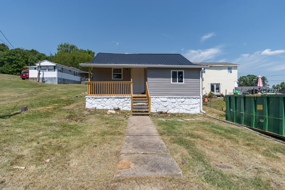 Photo #3: 507 Kincaid Street