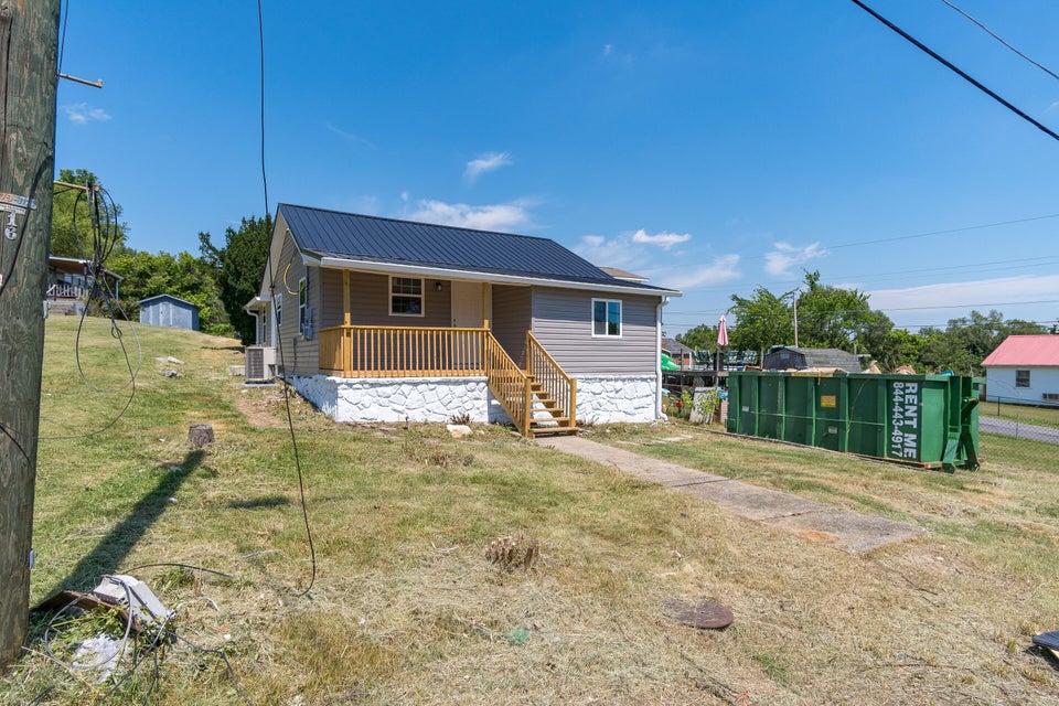 Photo #5: 507 Kincaid Street