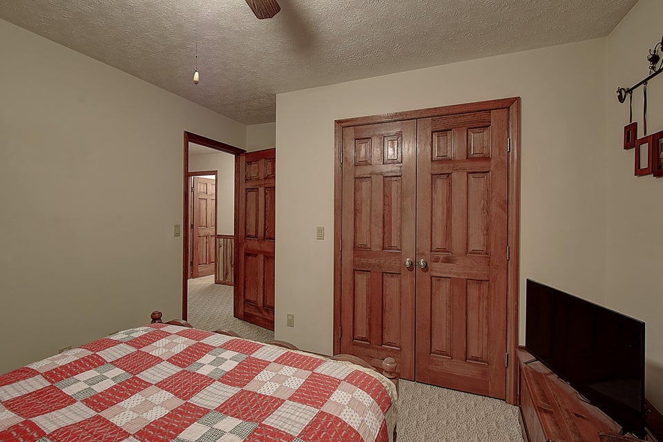 Photo #26: 101 Pine Lane