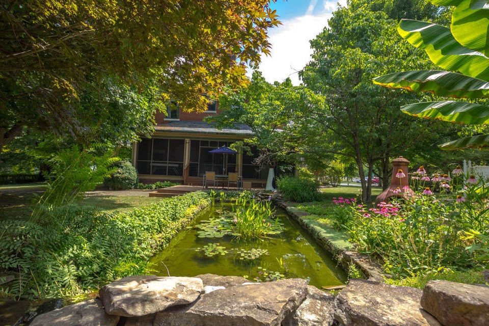 Photo #70: 700 Locust Street