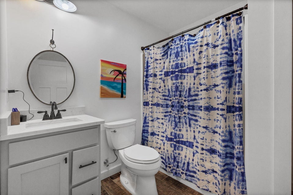 Photo #24: 727 Maple Street