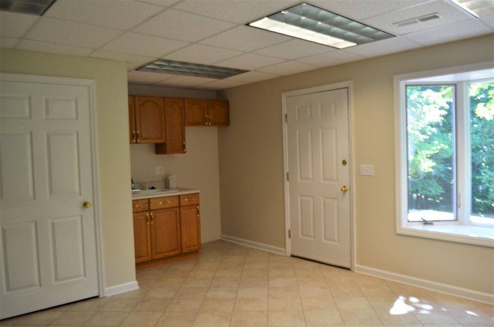 Photo #32: 1501 Strawberry Lane
