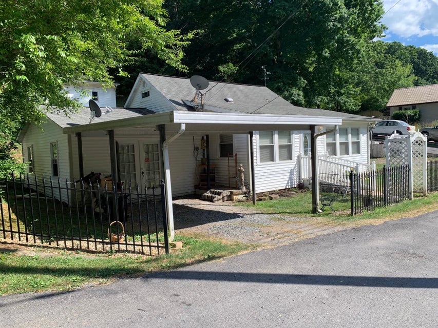Photo #5: 413 Fordtown Road