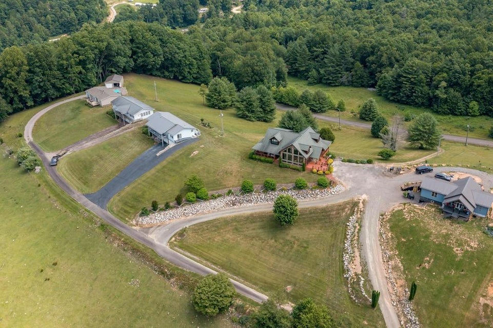 Photo #12: 964 Myrtle Drive