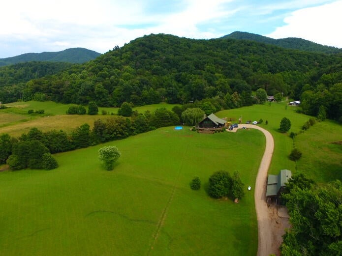 Photo #2: 3505 Houston Valley Road