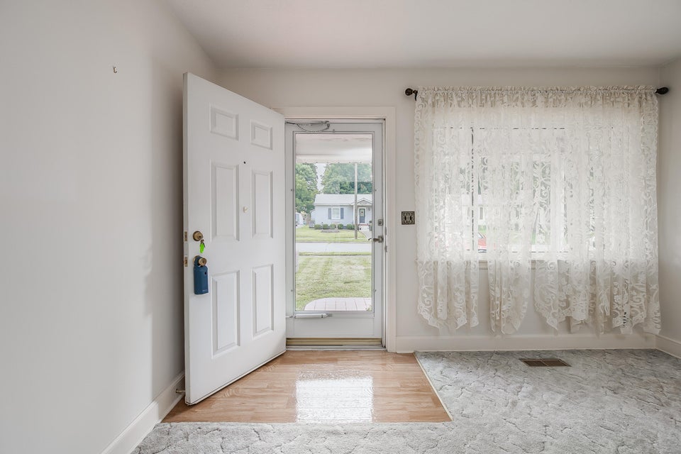 Photo #5: 1842 Kenwood Road