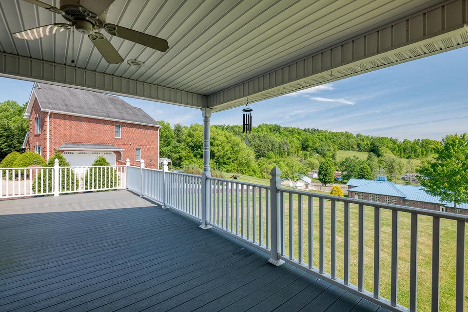 Photo #5: 152 Oak View Street