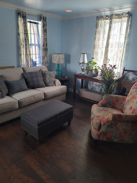 Photo #4: 216 Myrtle Avenue