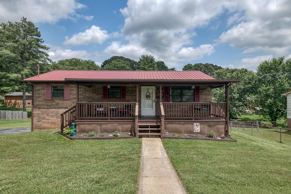 Photo #5: 715 Choctaw Drive