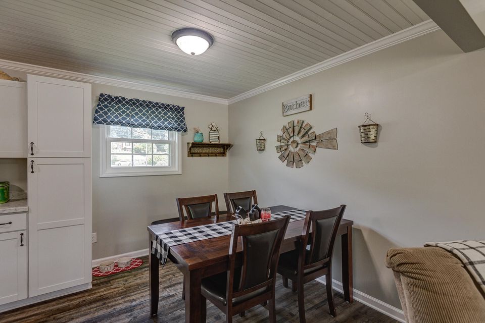Photo #9: 715 Choctaw Drive