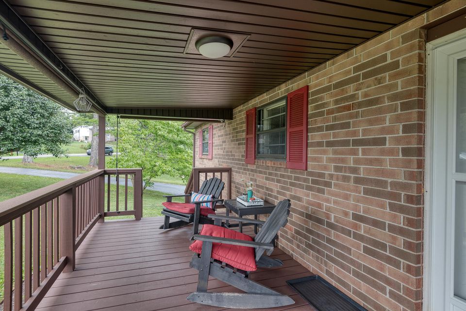 Photo #35: 715 Choctaw Drive
