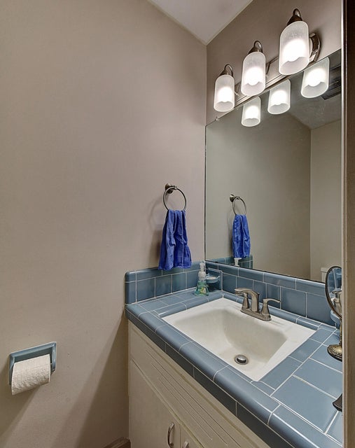 Photo #25: 226 Chickasaw Street