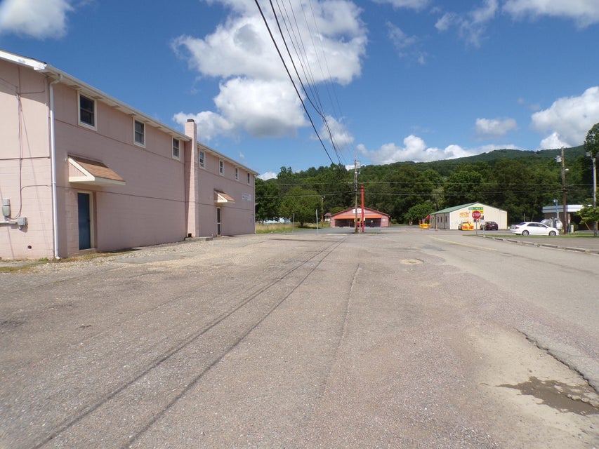 Photo #6: 424 Church Street