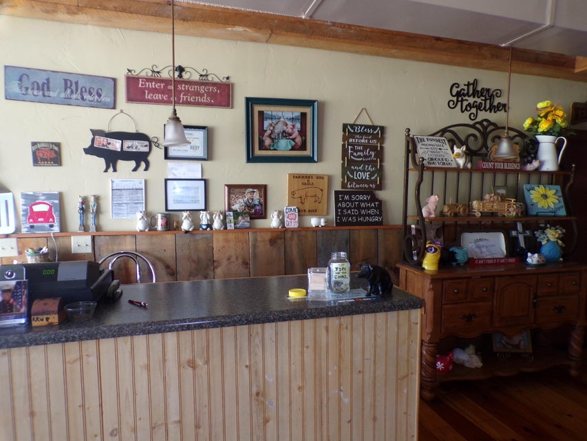 Photo #9: 424 Church Street