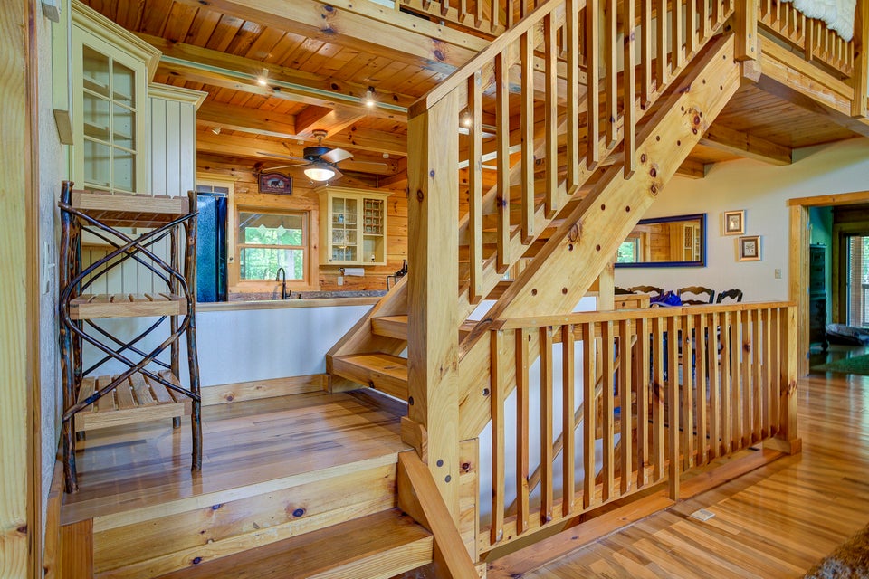 Photo #29: 200 Riverview Court