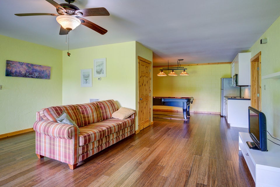 Photo #41: 200 Riverview Court