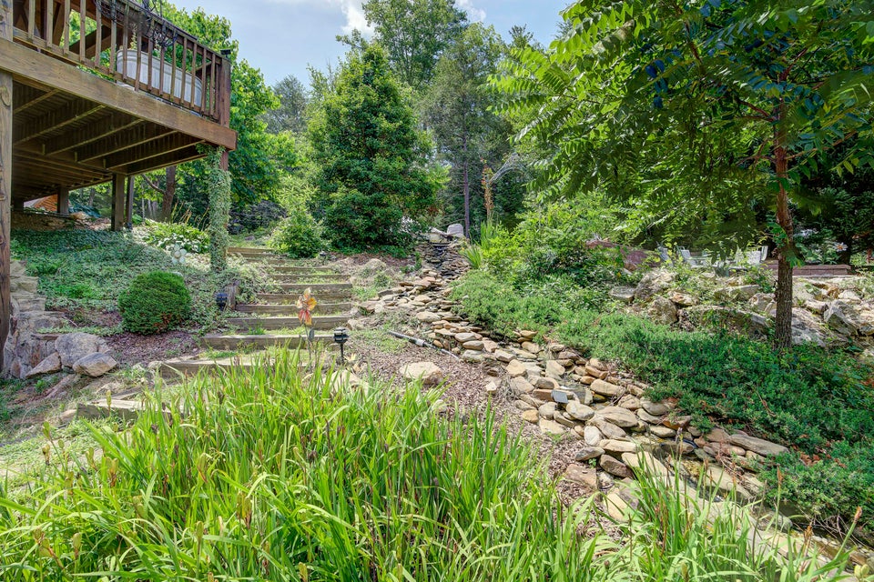 Photo #62: 200 Riverview Court