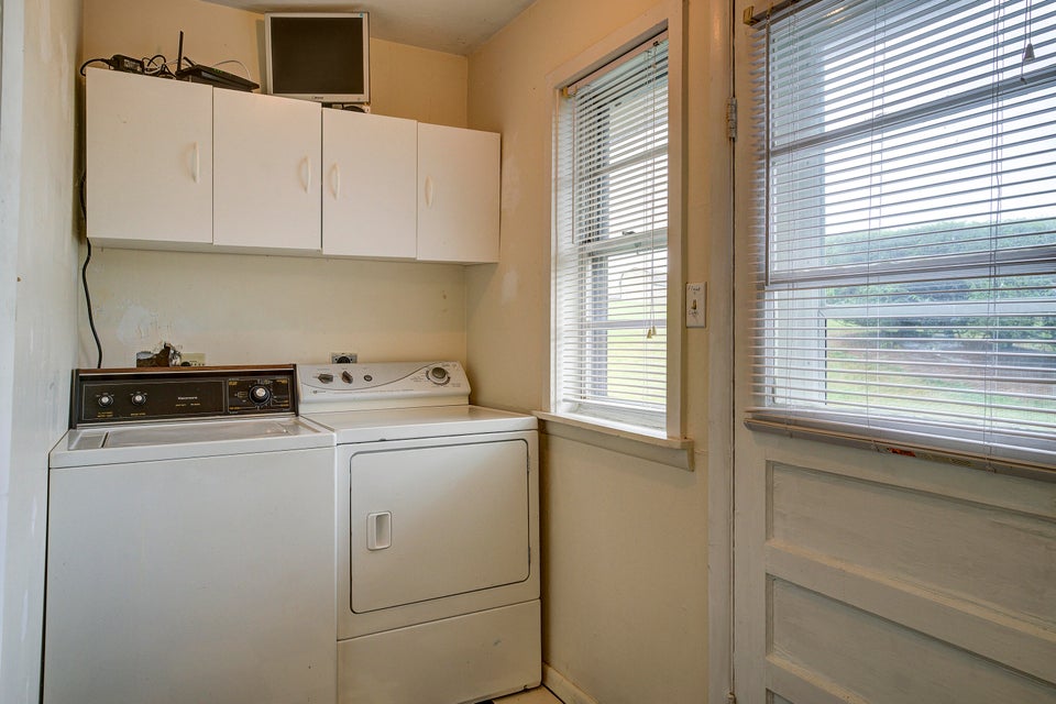 Photo #31: 107 Maplehurst Lane
