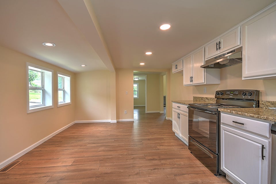 Photo #15: 316 Keys Street