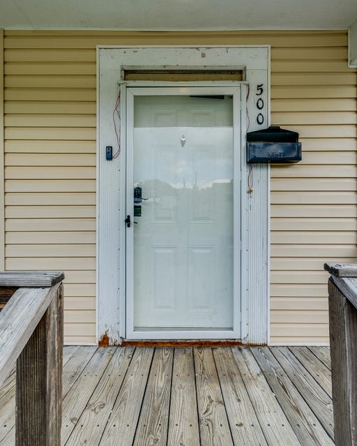 Photo #7: 500 Virgil Avenue
