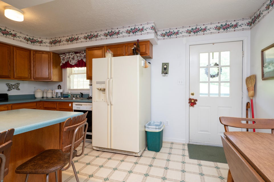 Photo #10: 36606 Wilderness Road