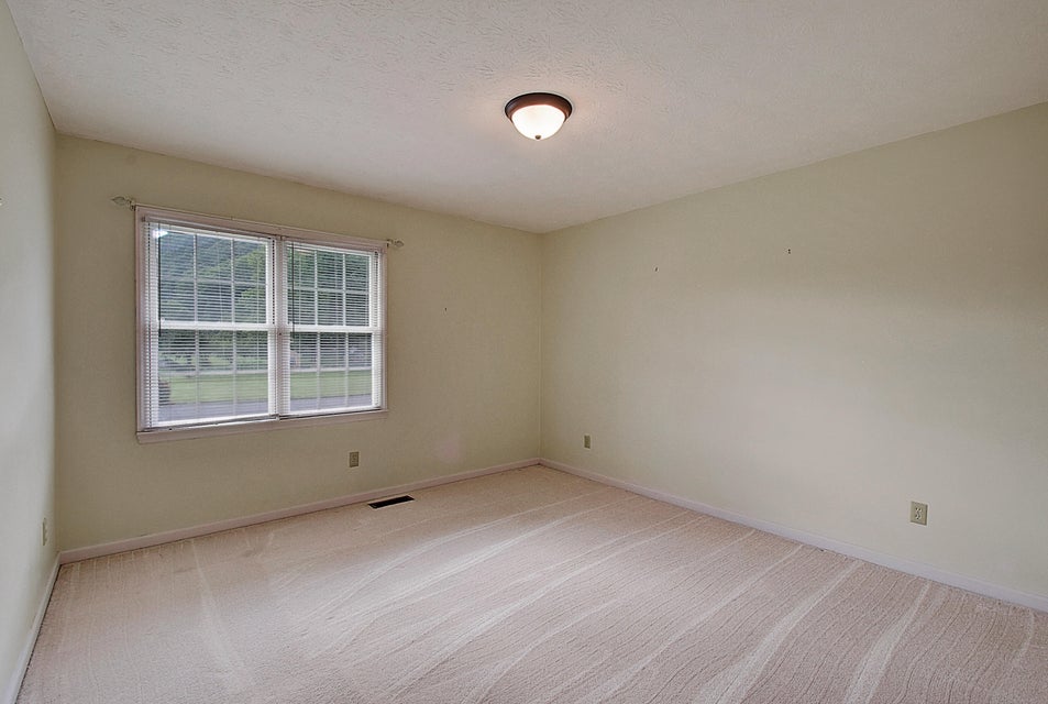 Photo #27: 214 Mayfield Drive