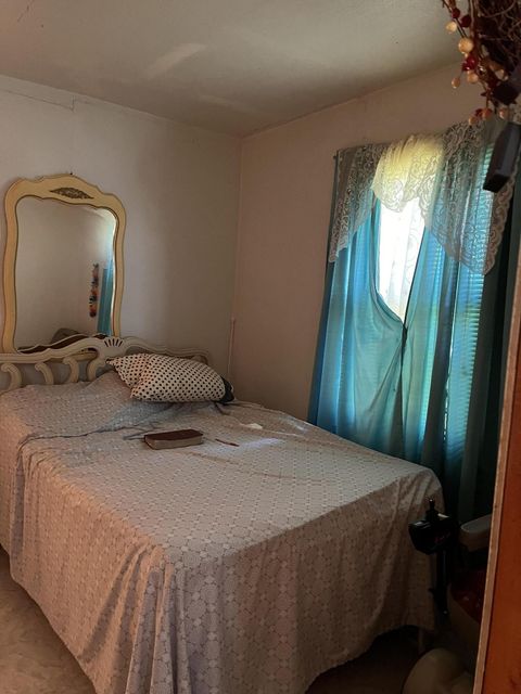 Photo #5: 807 Hamilton Street