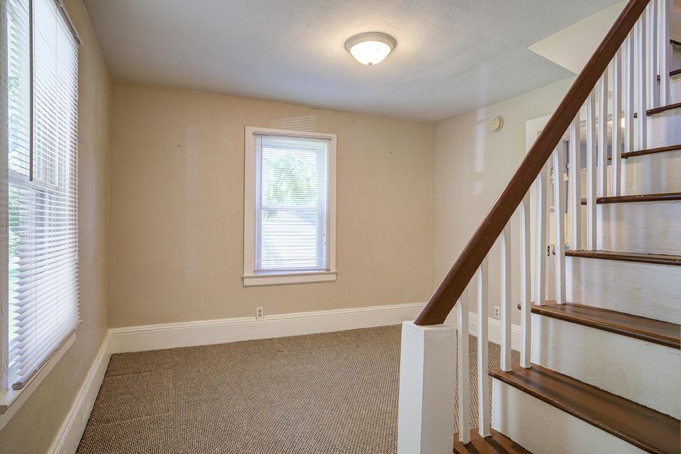 Photo #11: 309 Chestnut Street