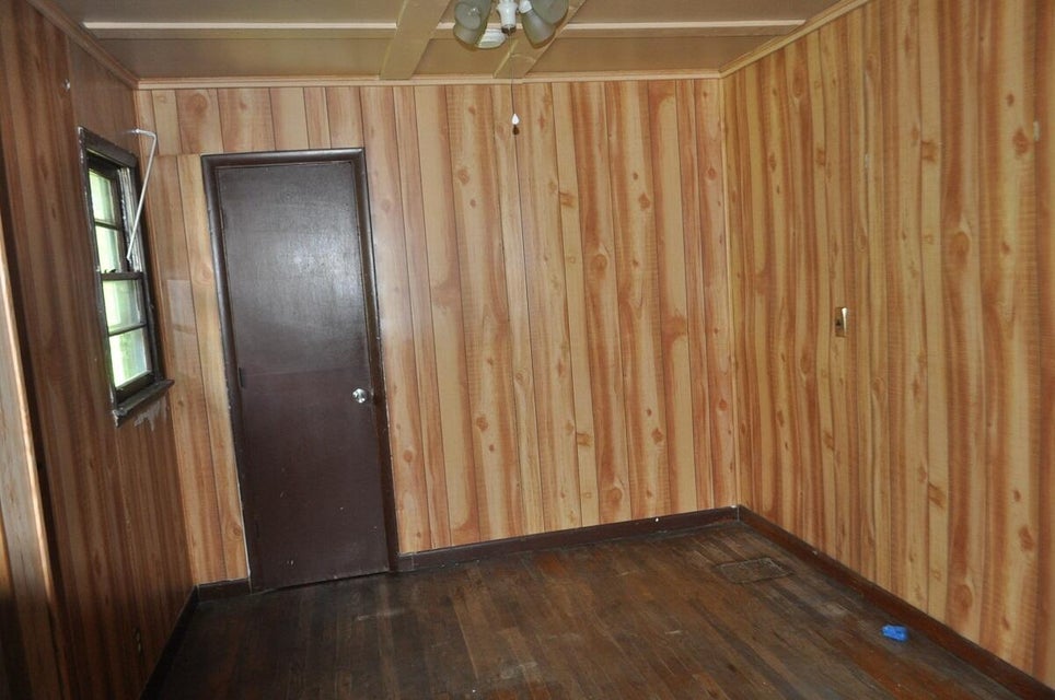 Photo #4: 240 Lake Street