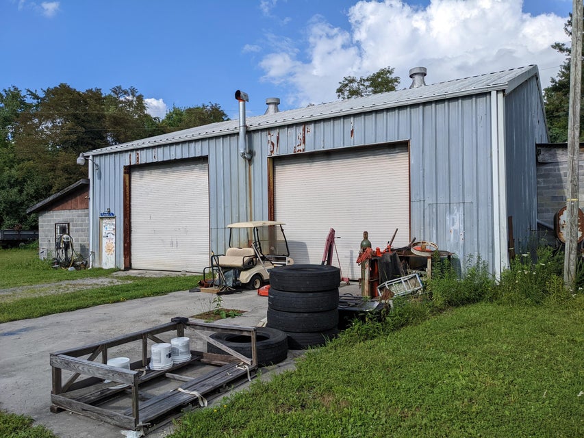 Photo #8: 6308 Sunshine Street