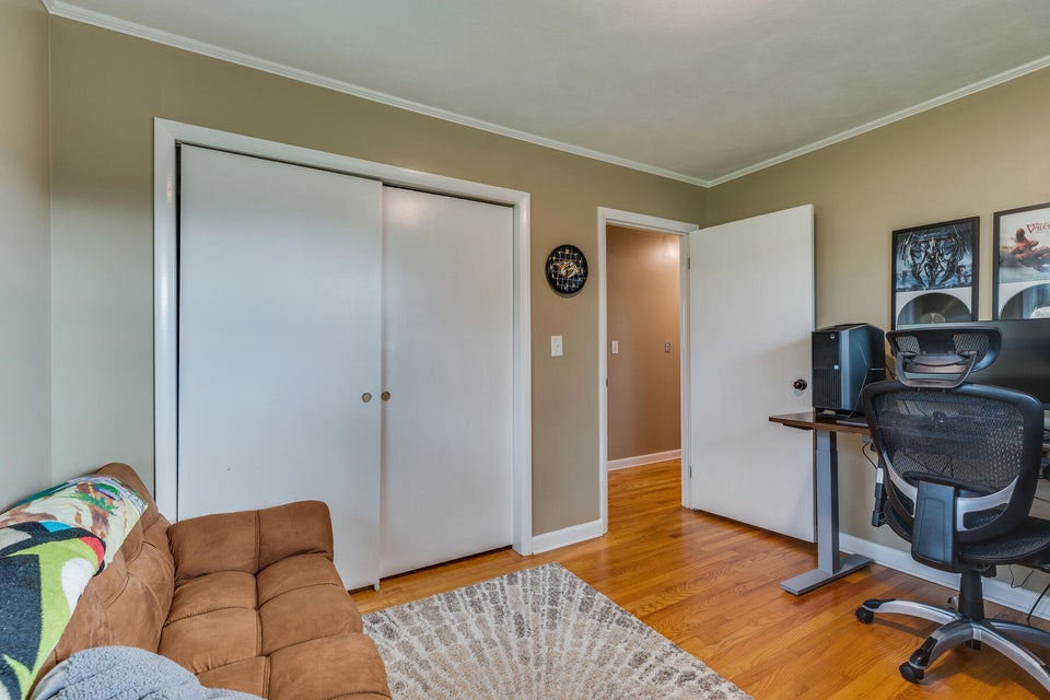 Photo #26: 1708 Moore Avenue