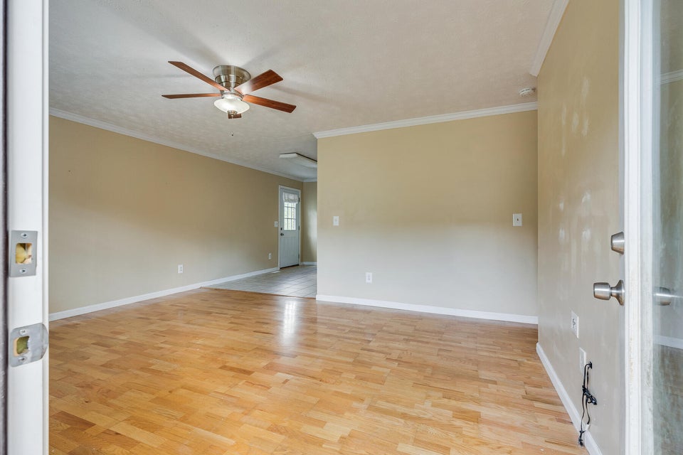 Photo #6: 123 Shuler Drive